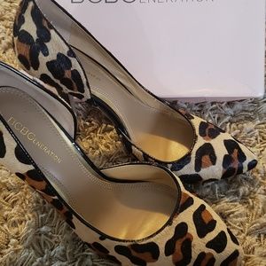 BCBGeneration leopard pumps
